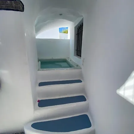 Villa Orpheus Santorini *