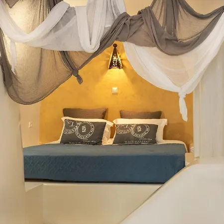 Orpheus Santorini ميغالوخوري