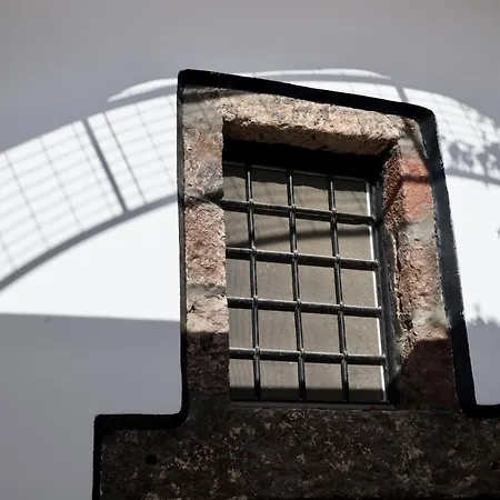 Orpheus Santorini * Megalochori (Santorini)