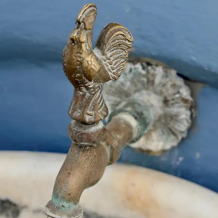 Orpheus Santorini ميغالوخوري